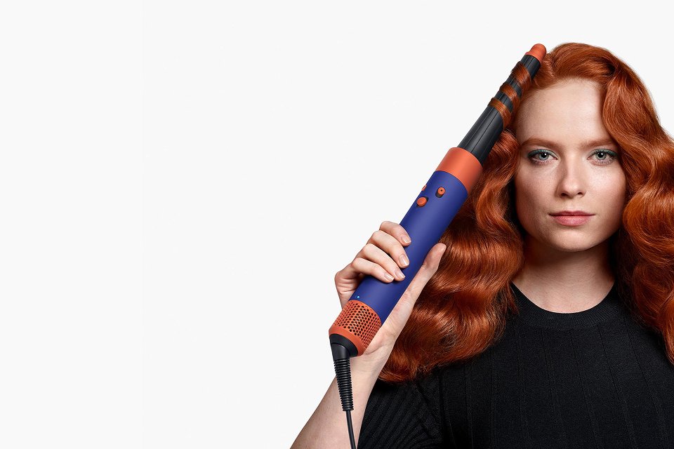 Perfect curls, reflecting